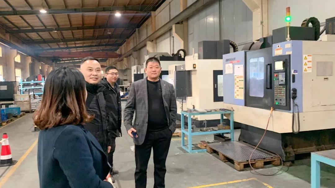 祝賀冠科工業(yè)董事長楊興國榮獲國際徽商“2020年度中華百名優(yōu)秀徽商”榮譽稱號